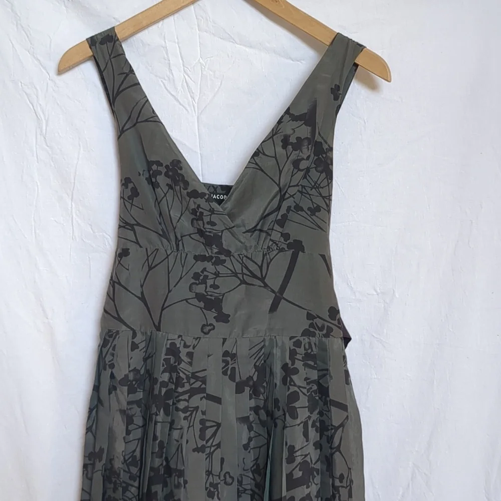 JACOB dress grey silk cotton v-neck sleeveless pleated lined dress 4 - Picture 4 of 12